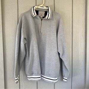 Vintage 90’s Santee Gray Zip Up Sweater w/ Classic black & white Ribbed Details